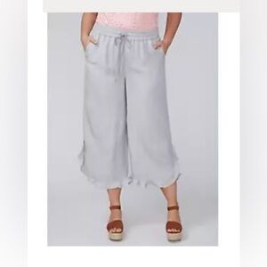 Lane Bryant~ Light Gray Linen Blend~ Ruffle Trim ~Wide Leg Crop Pants~ Sz 10/12